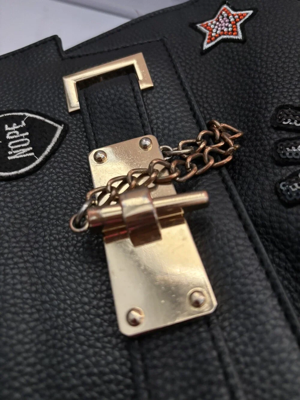 ALDO BLACK HANDBAG PURSE PATCHES EUROLINE-98 REMOVABLE CROSSBODY CHAIN